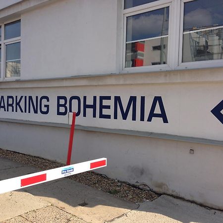 Hostel Bohemia Prague Ngoại thất bức ảnh